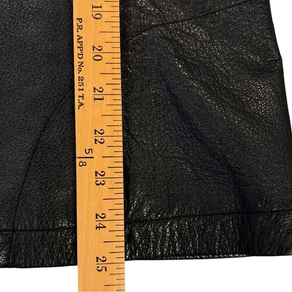 Kenneth Cole Reaction Women’s Black Leather Zip Jacket LARGE Minimalist Classic - Picture 12 of 14